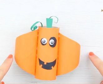 Calabaza con rollos de papel ideas para halloween