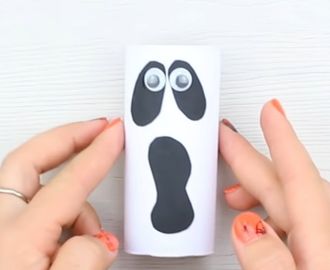 Fantasma con rollos de papel ideas para halloween